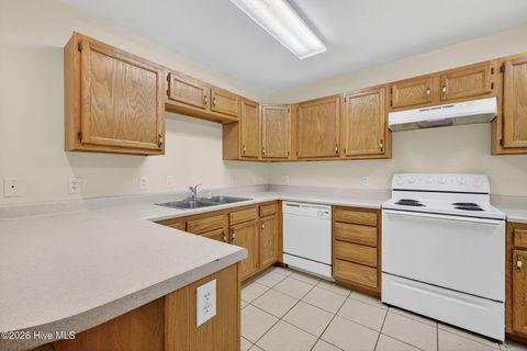 Tiny photo for 7432 Thais Trail, Wilmington, NC 28411 (MLS # 100556599)