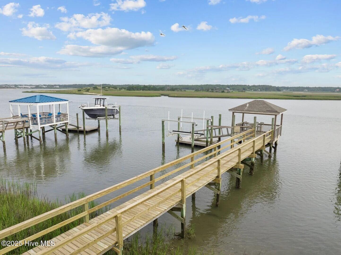 6634 Kings Lynn Drive