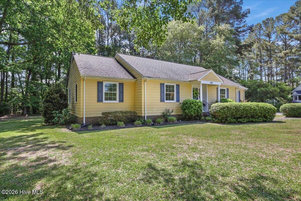 Photo of 209 Myrtle Road, Goldsboro, NC 27534 (MLS # 100572518)