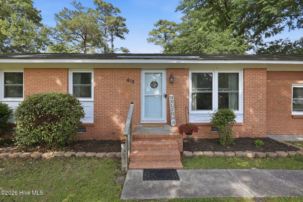 Photo of 612 Lee Drive, Havelock, NC 28532 (MLS # 100574424)