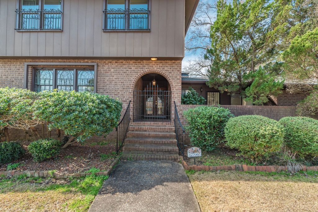 Photo of 2706 Butler Place, Augusta, GA 30909 (MLS # 553036)