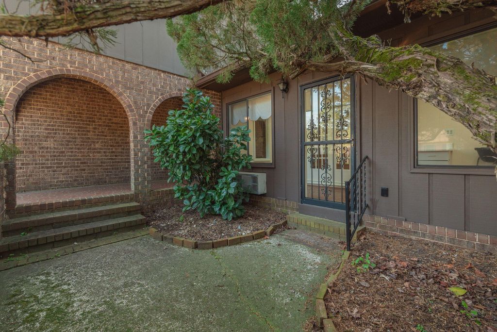 Photo of 2706 Butler Place, Augusta, GA 30909 (MLS # 553036)