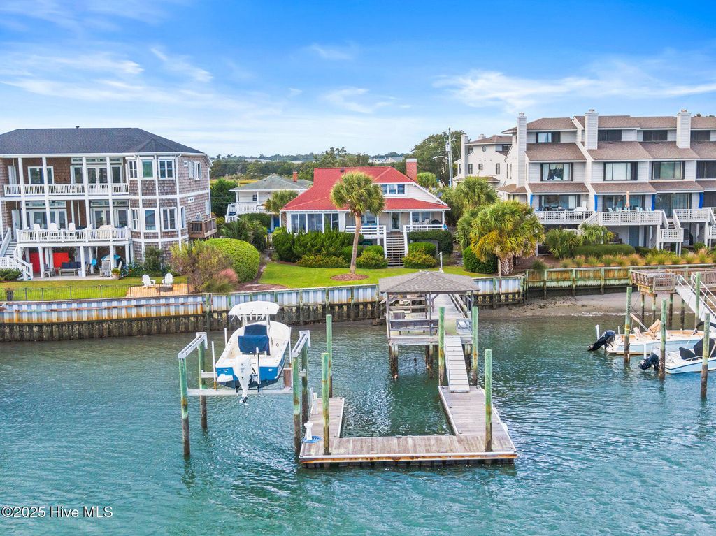 Photo of 612 N Channel Drive N, Wrightsville Beach, NC 28480 (MLS # 100535547)