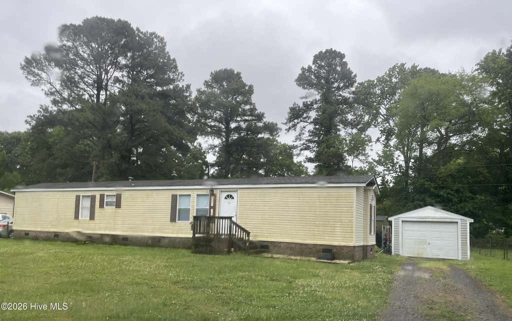 Photo of 107 Dogwood Drive, Moyock, NC 27958 (MLS # 100579106)