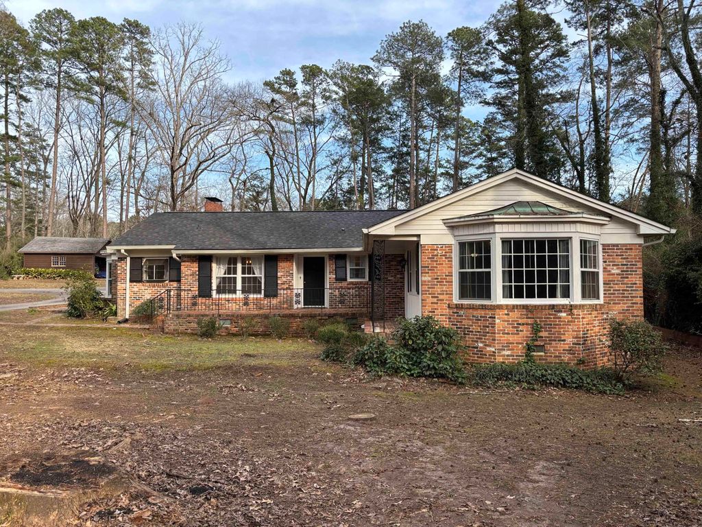 Photo of 913 Spring Street, Washington, GA 30673 (MLS # 552738)
