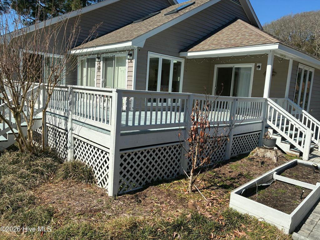 Photo of 241 Windjammer W, Emerald Isle, NC 28594 (MLS # 100557407)