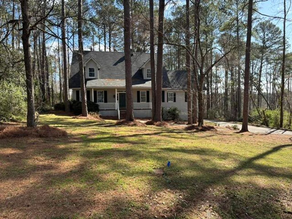 Photo of 4 Twin Oaks Drive, North Augusta, SC 29860 (MLS # 550706)