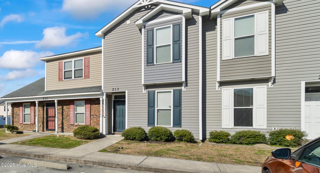 Photo of 213 Glenhaven Lane, Jacksonville, NC 28546 (MLS # 100597984)