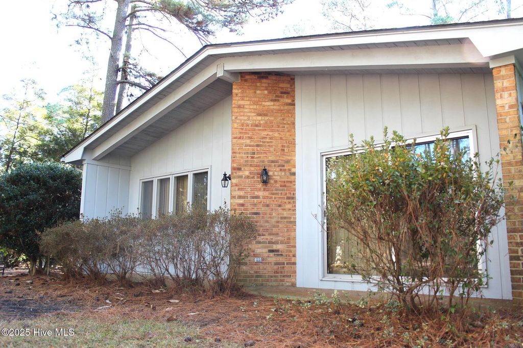 Photo of 36 Birdie Drive, Whispering Pines, NC 28327 (MLS # 100547002)