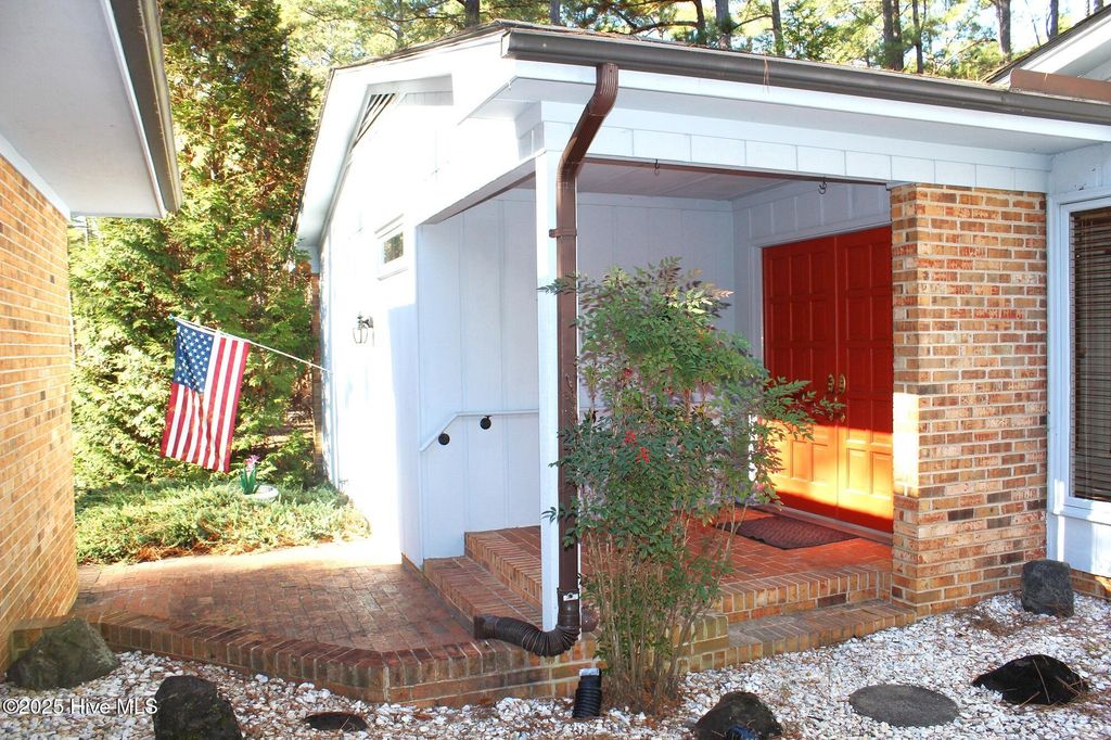 Photo of 36 Birdie Drive, Whispering Pines, NC 28327 (MLS # 100547002)