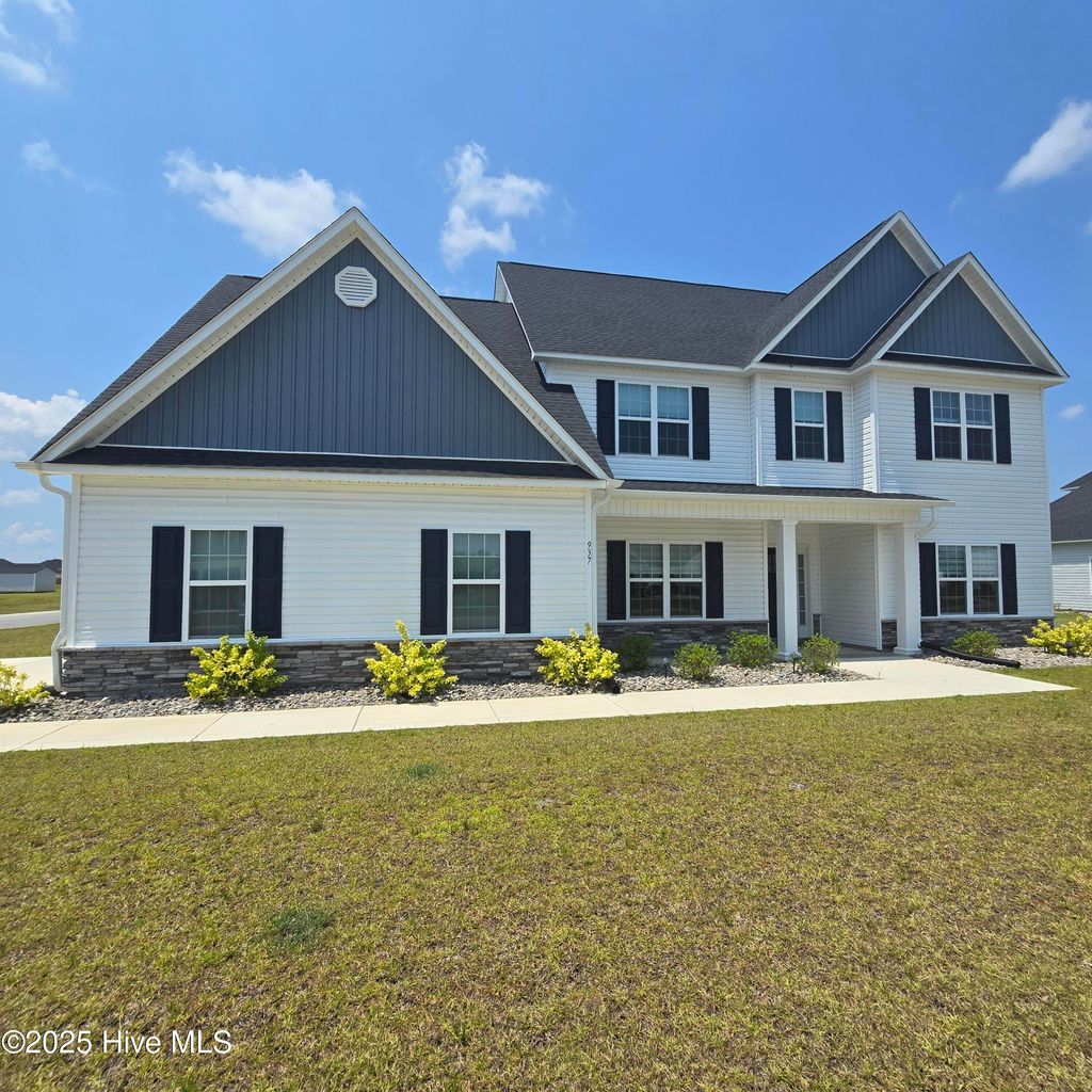 Photo of 937 Uplands Lane, Jacksonville, NC 28546 (MLS # 100517053)