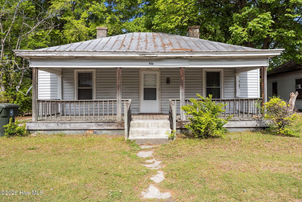 Photo of 409 Pender Street E, Wilson, NC 27893 (MLS # 100566865)