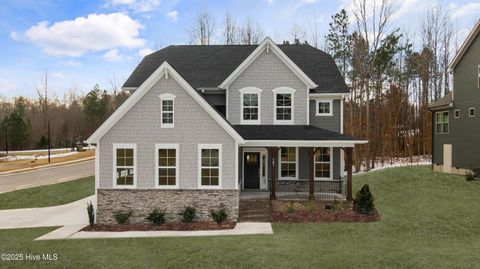 Homes For Sale - 386 Glade Drive<br/> Aberdeen, NC 28315