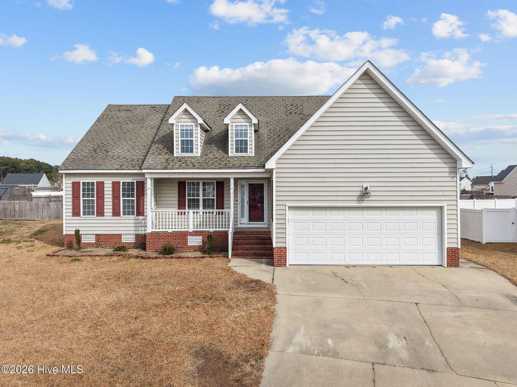 Photo of 2040 Charterhouse Lane, Winterville, NC 28590 (MLS # 100556933)