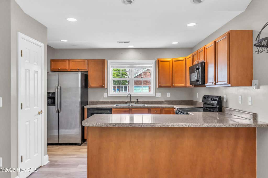 Photo of 7826 Chip Shot Way, Wilmington, NC 28412 (MLS # 100598279)