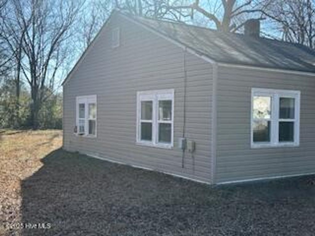 Photo of 108 Spencer Street, Plymouth, NC 27962 (MLS # 100484105)