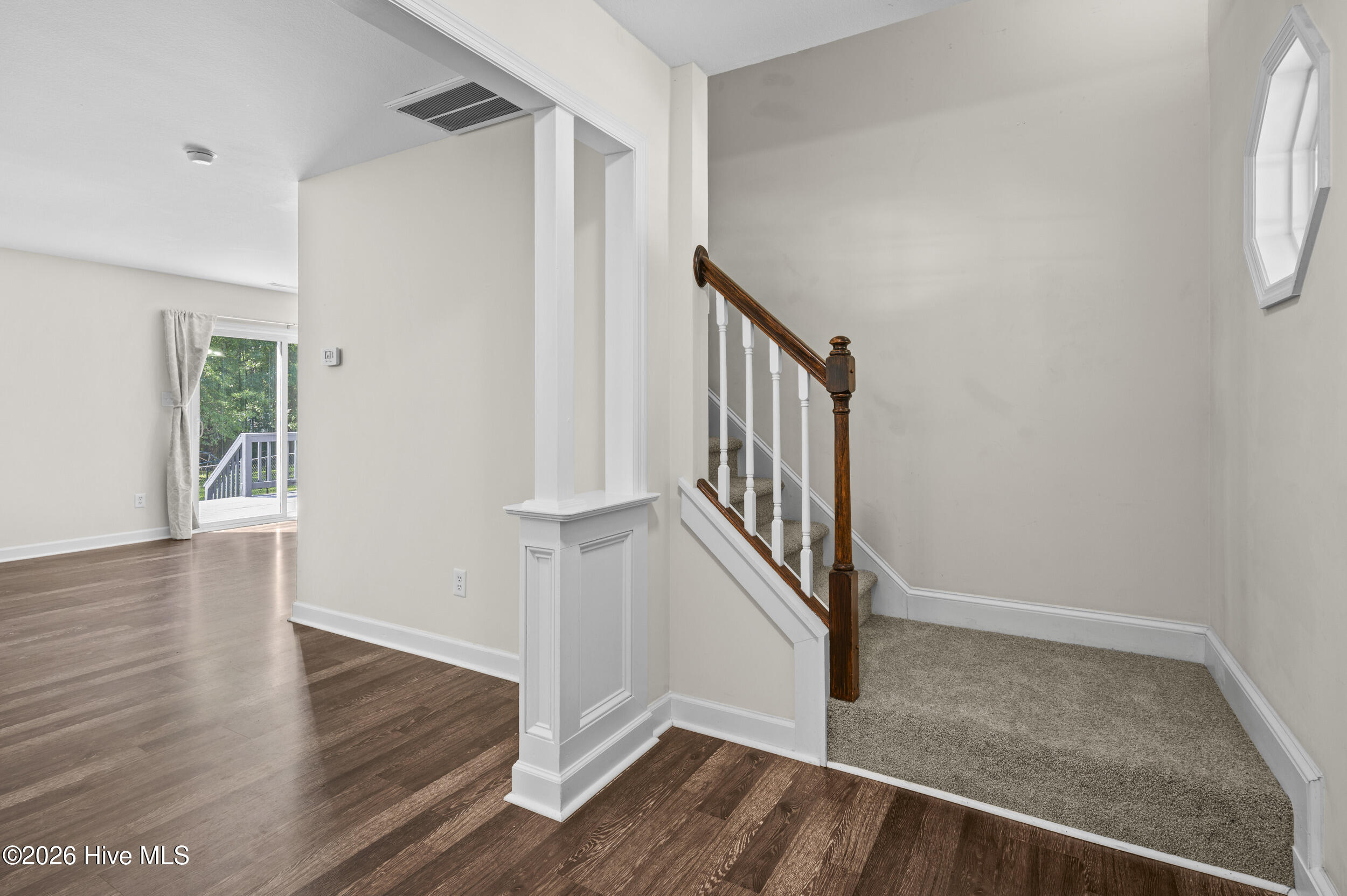 124 Briar Hollow Drive