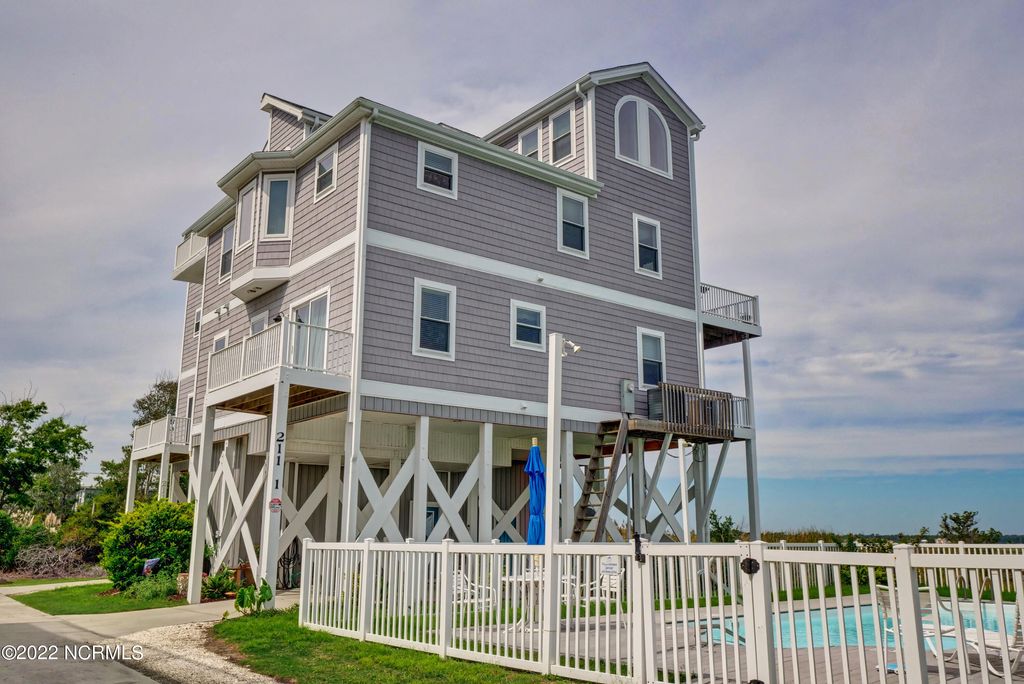 Photo of 2111 Gysgt D W Boatman Drive, North Topsail Beach, NC 28460 (MLS # 100500754)