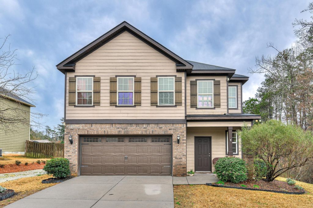 Photo of 1573 Baldwin Lakes Drive, Grovetown, GA 30813 (MLS # 552706)