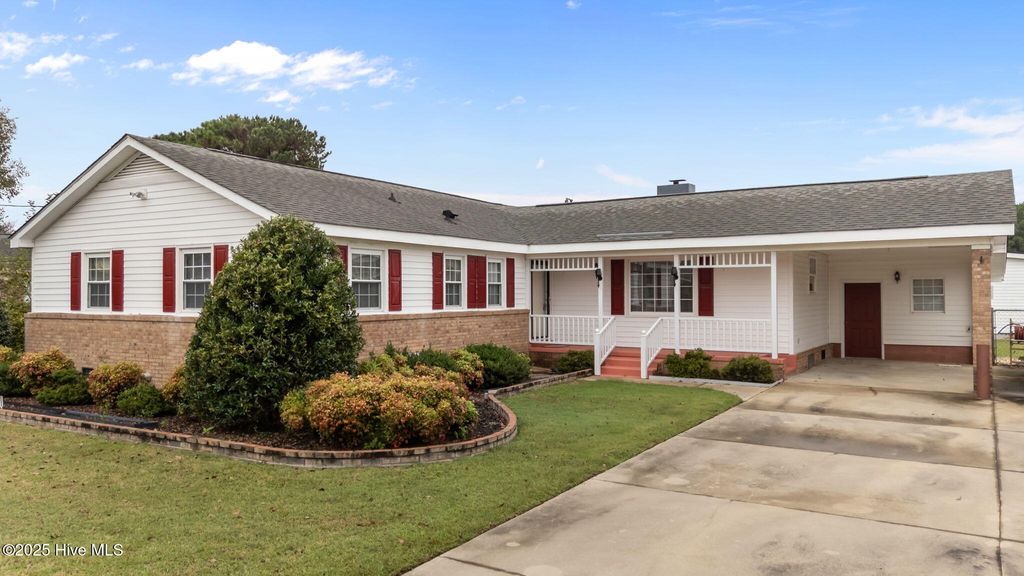 Photo of 4424 Kenroy Road, Wilson, NC 27893 (MLS # 100535934)