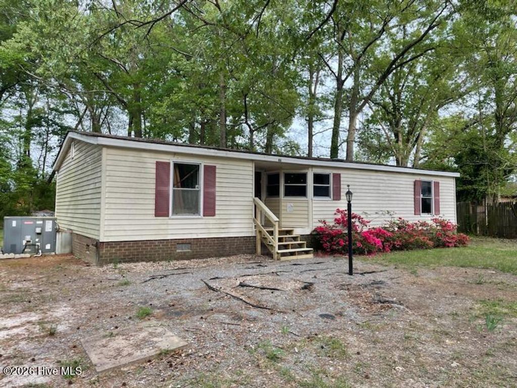 Photo of 66 Jacob West Lane, Clinton, NC 28328 (MLS # 100567805)