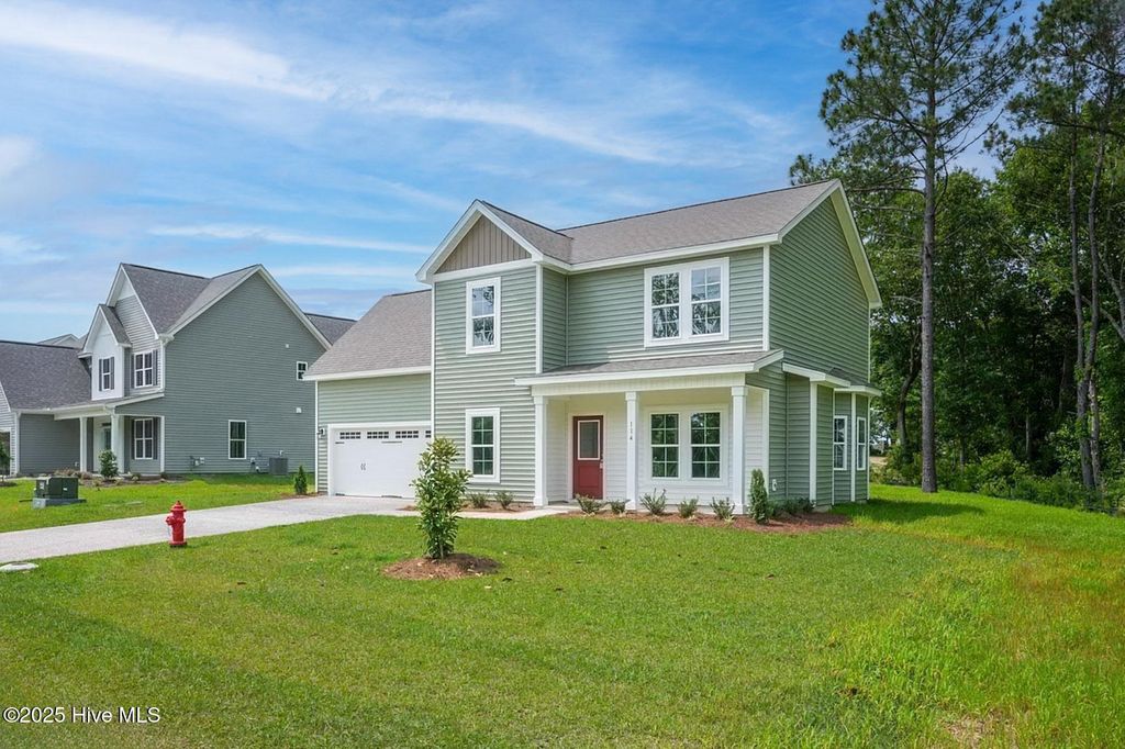 Photo of 114 Creek Bluff Road, Newport, NC 28570 (MLS # 100496025)