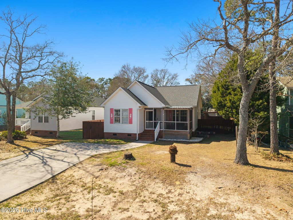 Photo of 107 NW 16th Street, Oak Island, NC 28465 (MLS # 100559319)