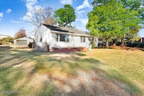 Photo of 307 Hollybrook Avenue, Goldsboro, NC 27530 (MLS # 100545589)