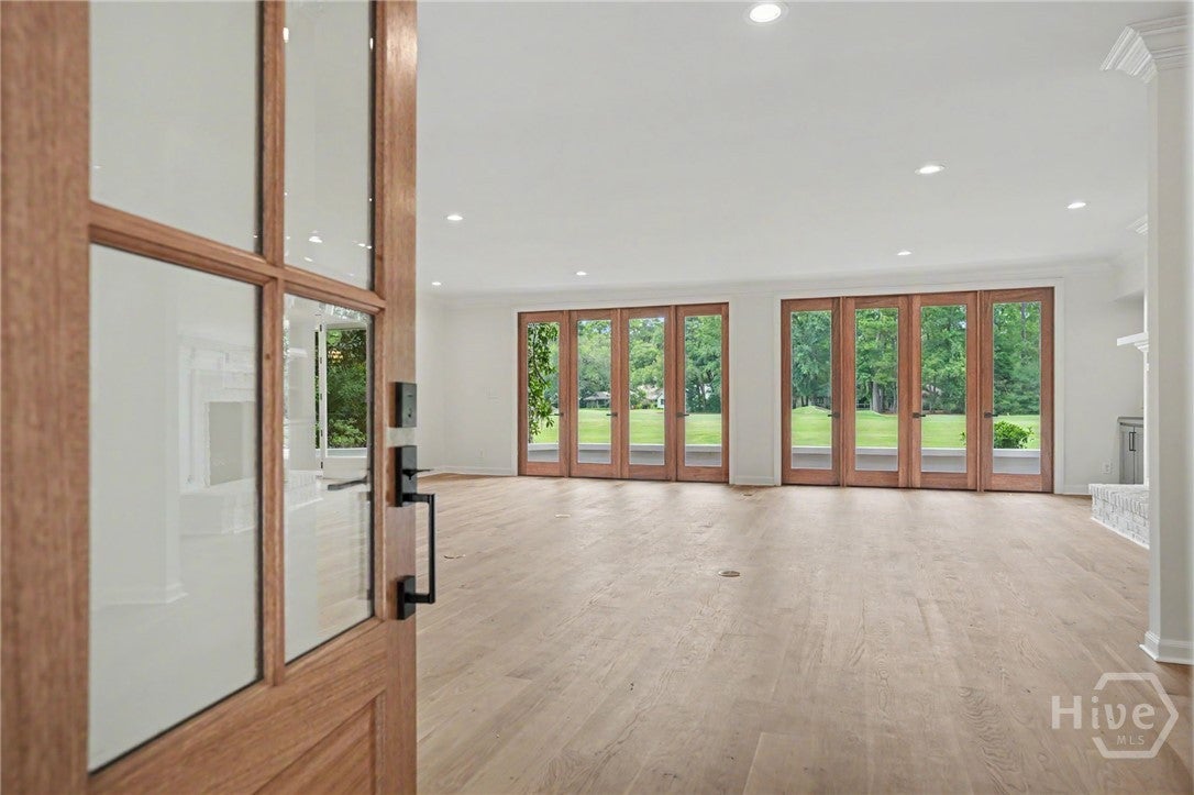 6 Hardwicke Lane
