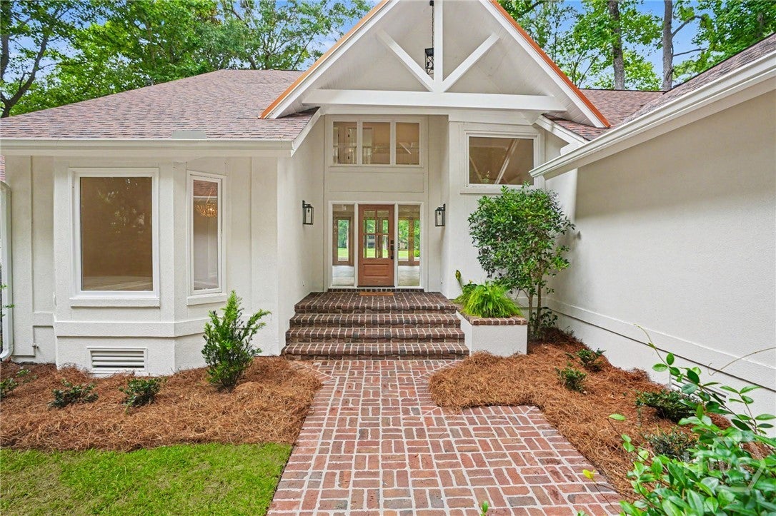 6 Hardwicke Lane