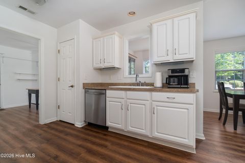 Tiny photo for 901 Meadowbrook S #Unit 901, Swansboro, NC 28584 (MLS # 100573975)
