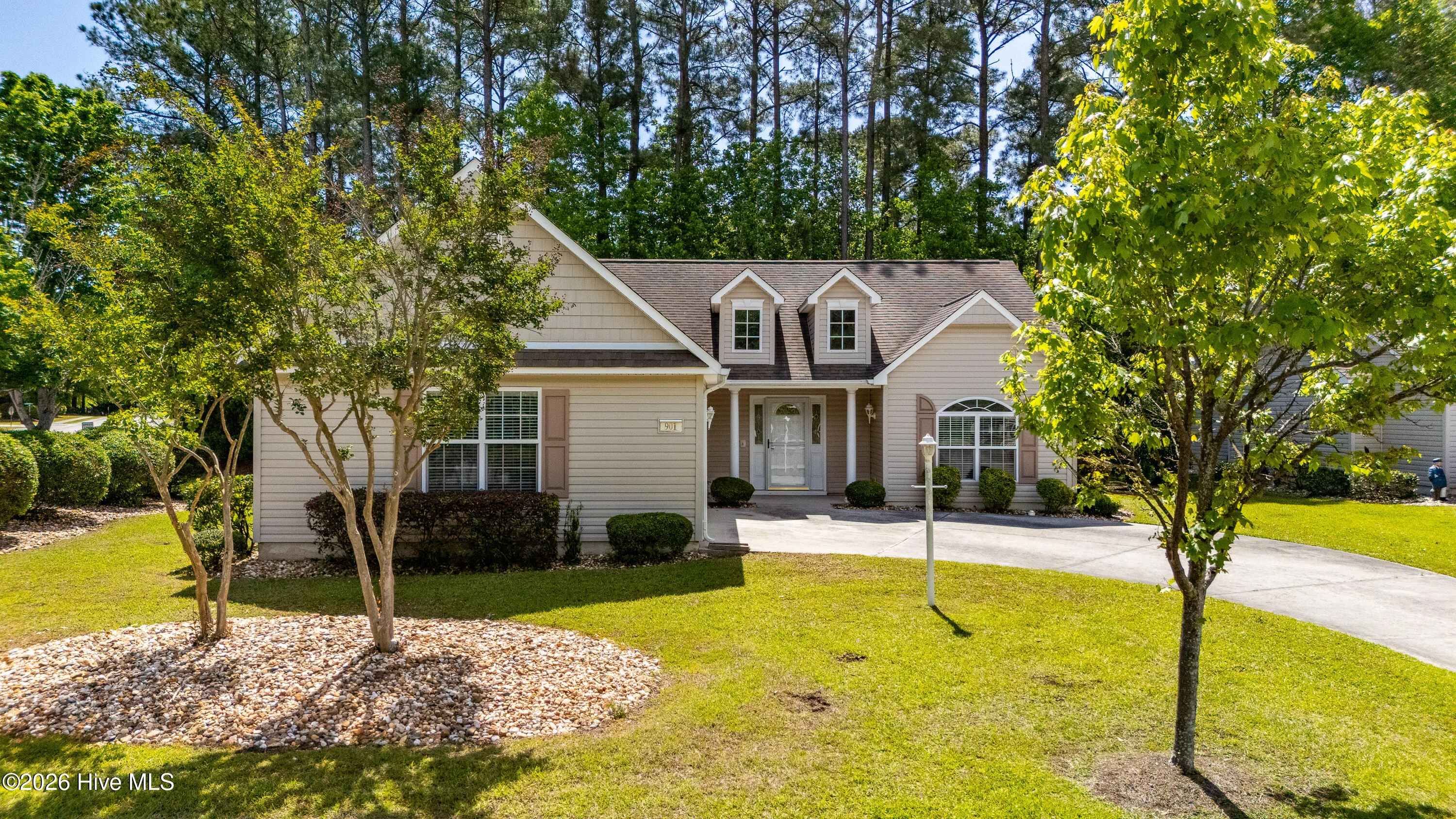 901 Meadowbrook S Unit Unit 901