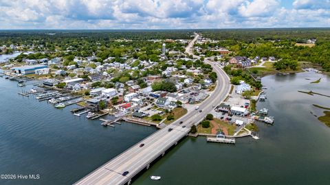 Tiny photo for 901 Meadowbrook S #Unit 901, Swansboro, NC 28584 (MLS # 100573975)