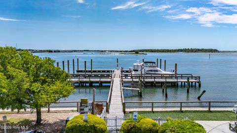 Tiny photo for 901 Meadowbrook S #Unit 901, Swansboro, NC 28584 (MLS # 100573975)