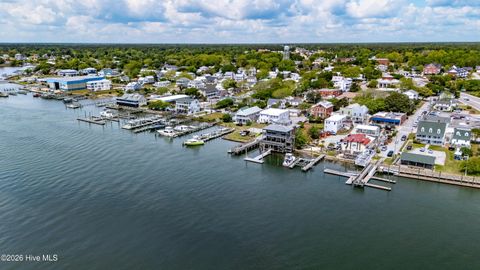 Tiny photo for 901 Meadowbrook S #Unit 901, Swansboro, NC 28584 (MLS # 100573975)