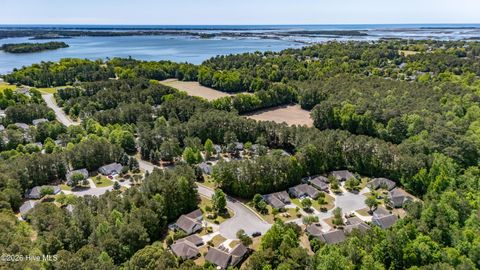 Tiny photo for 901 Meadowbrook S #Unit 901, Swansboro, NC 28584 (MLS # 100573975)