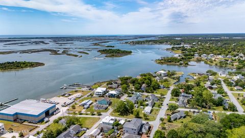 Tiny photo for 901 Meadowbrook S #Unit 901, Swansboro, NC 28584 (MLS # 100573975)