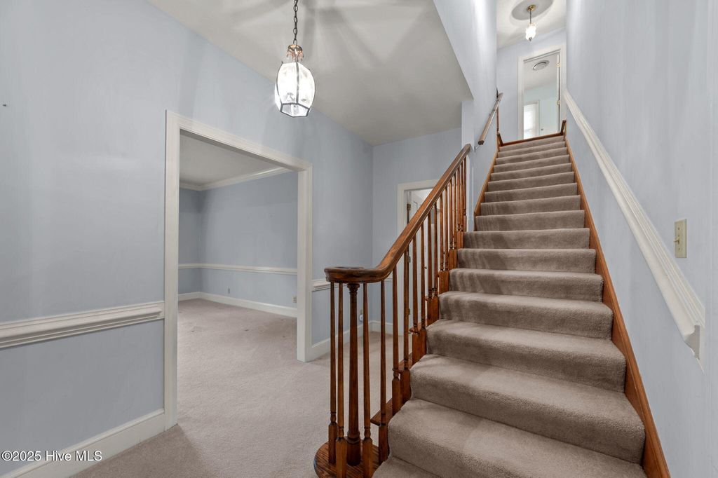 Photo of 1404 Canterbury Road, Tarboro, NC 27886 (MLS # 100546092)