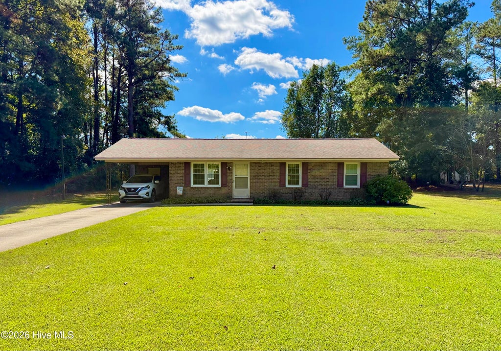 Photo of 1718 Freedom Drive, Kinston, NC 28501 (MLS # 100609913)