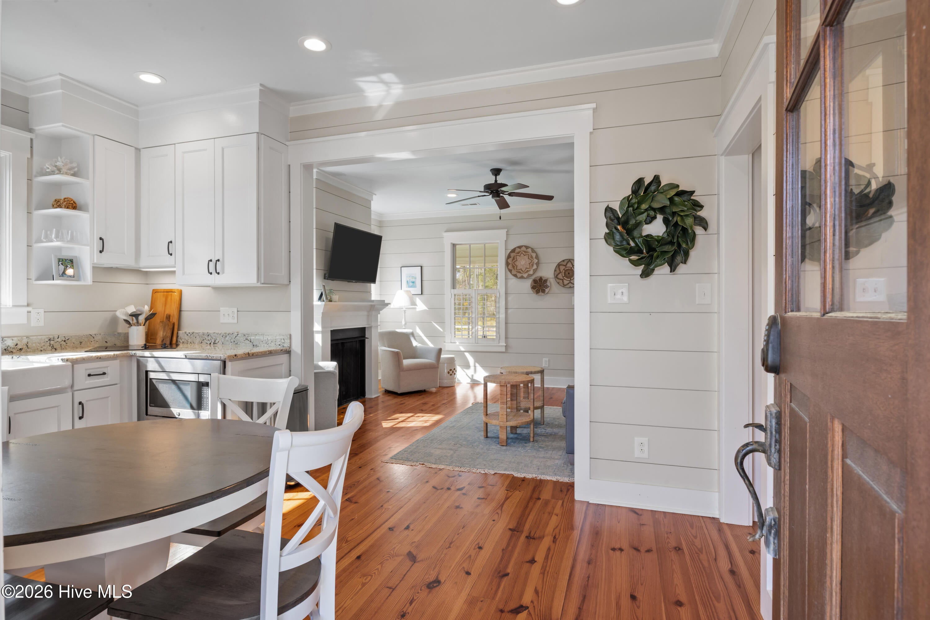 4 Back Cove Circle
