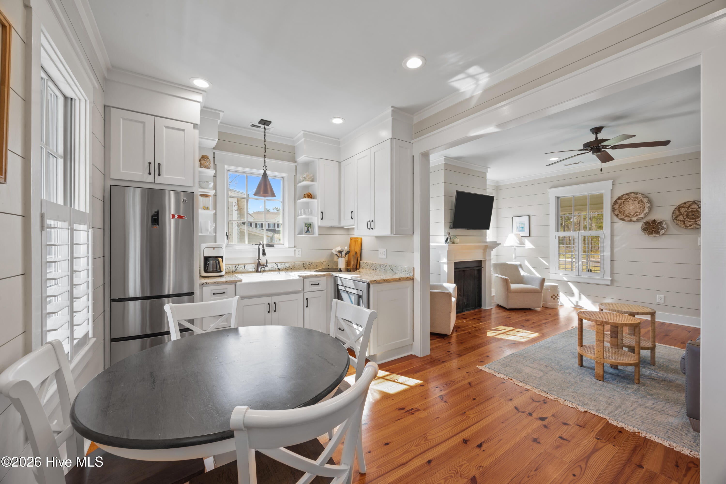 4 Back Cove Circle