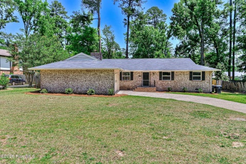 Photo of 1326 Martinique Drive, Augusta, GA 30909 (MLS # 100597516)