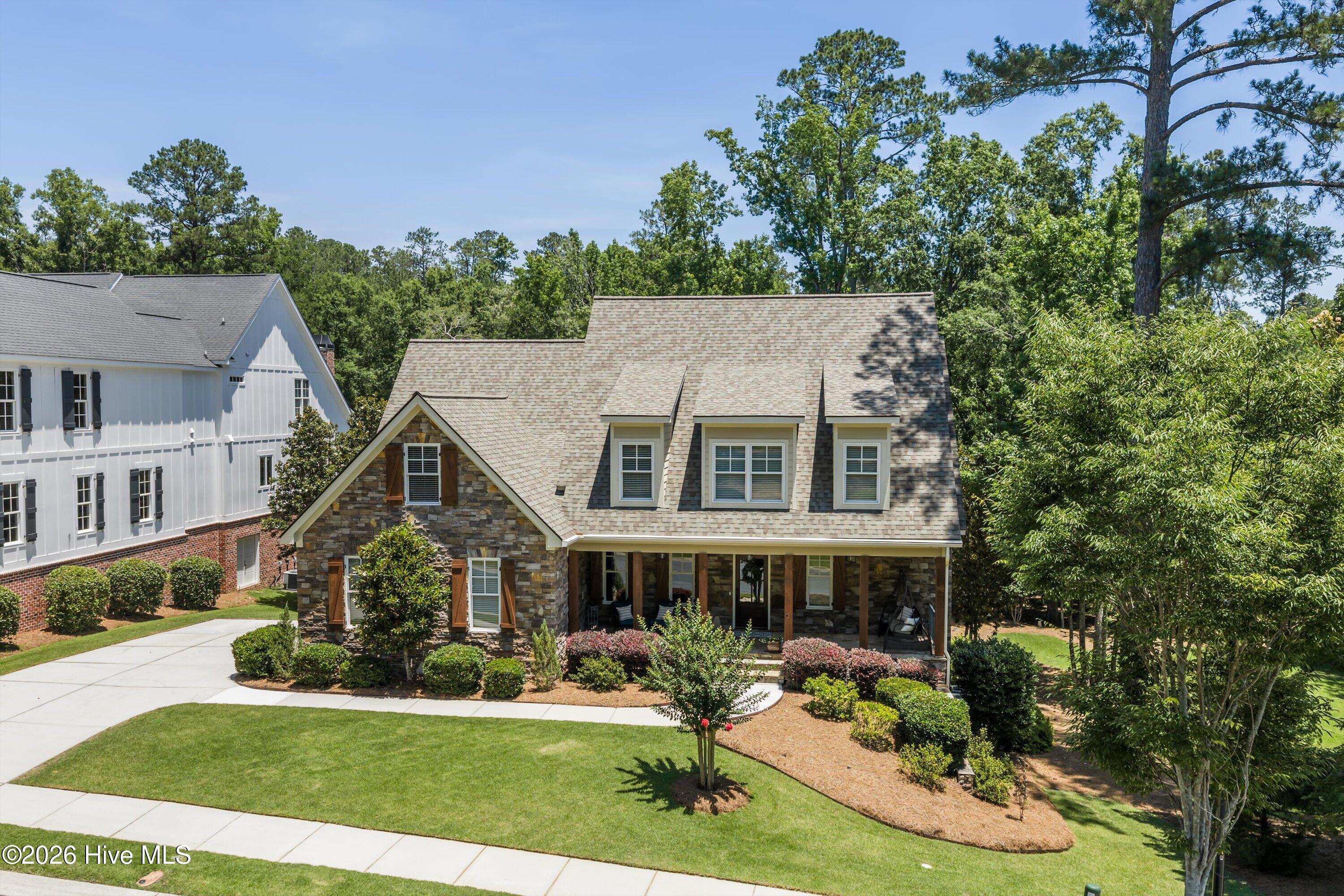717 Bishops Circle