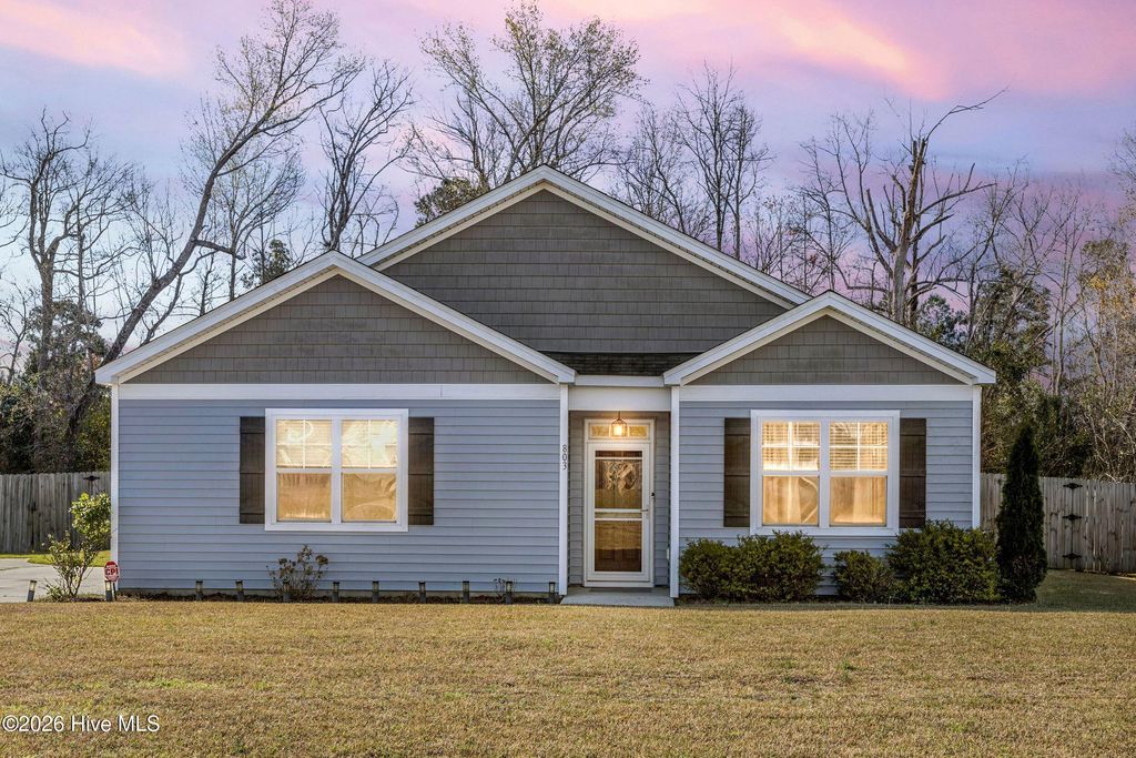 Photo of 803 Lenox Drive, Holly Ridge, NC 28445 (MLS # 100561982)