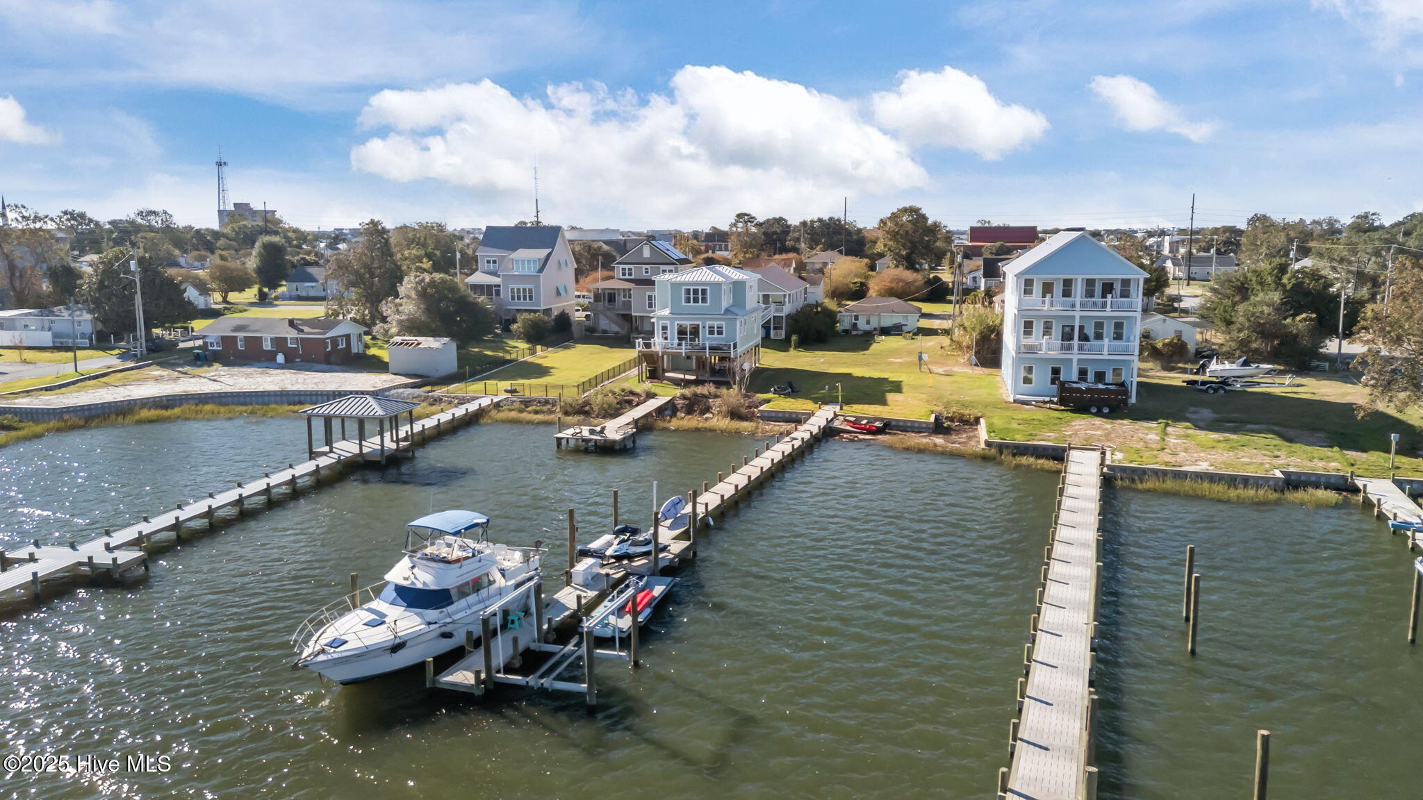 1208 Avery Street 1/2