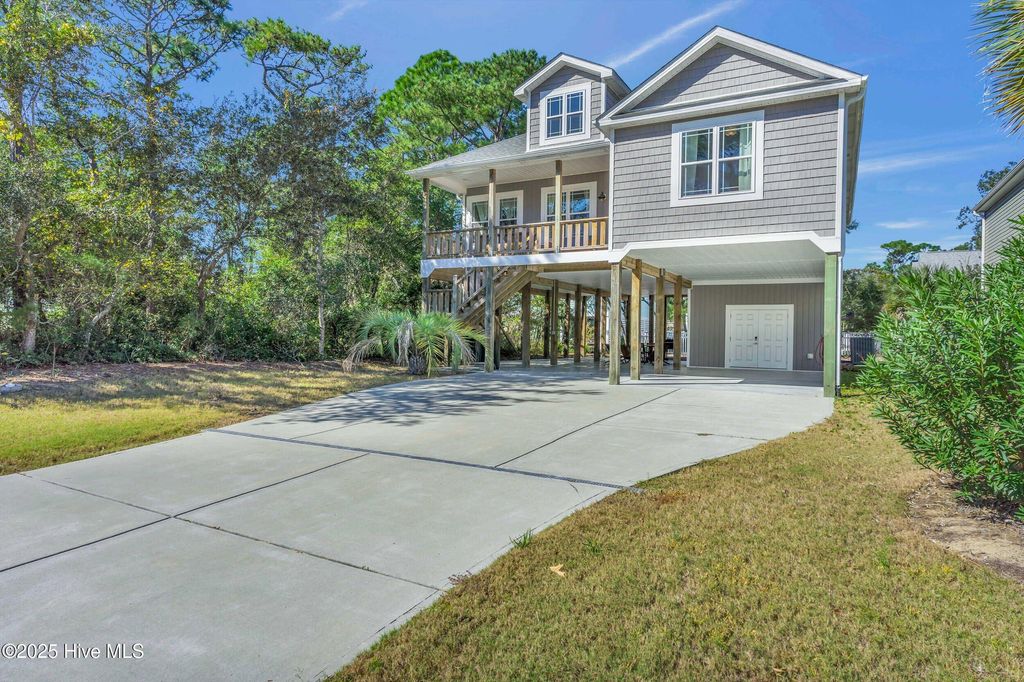 Photo of 129 NE 39th Street, Oak Island, NC 28465 (MLS # 100537847)