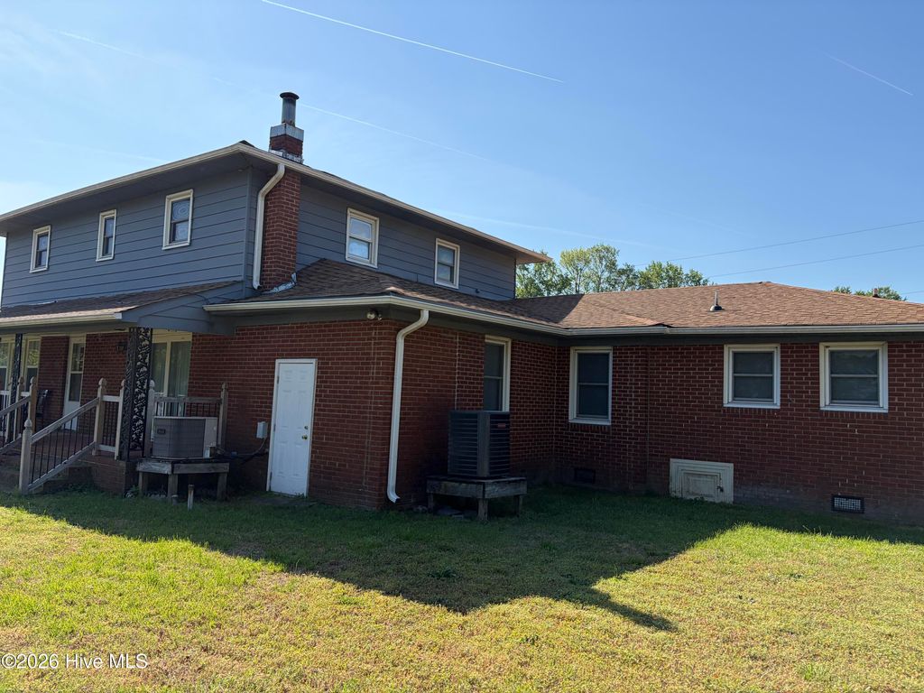Photo of 310 Greenfield Boulevard, Greenville, NC 27834 (MLS # 100571092)