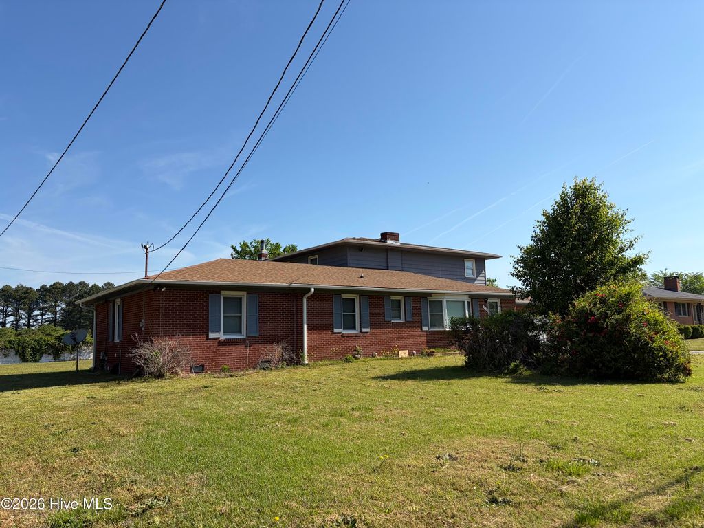Photo of 310 Greenfield Boulevard, Greenville, NC 27834 (MLS # 100571092)