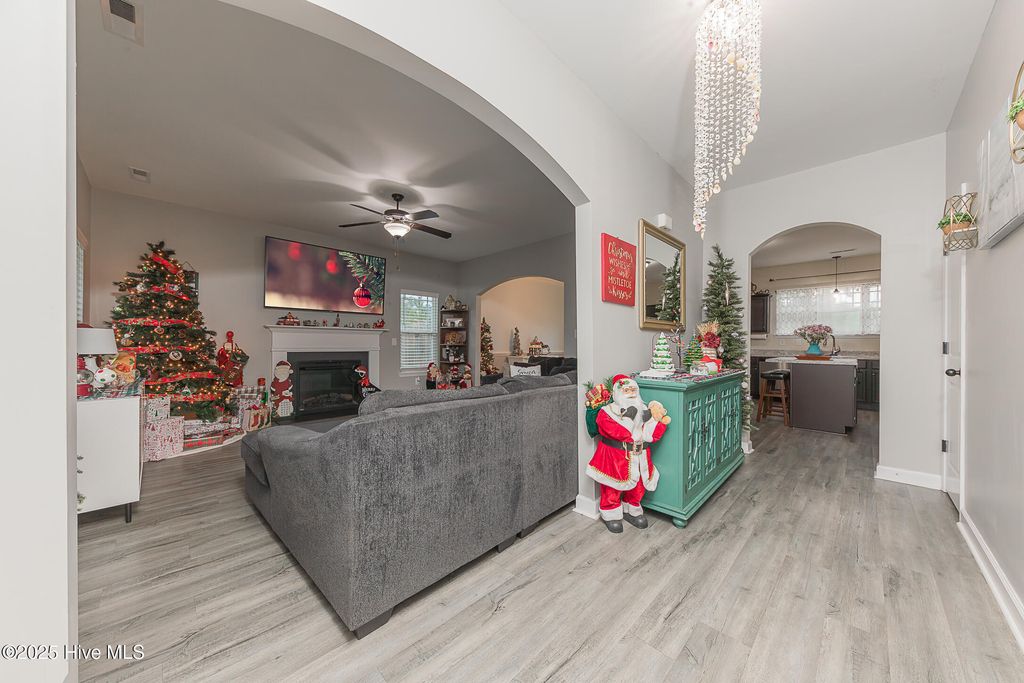 Photo of 604 Coral Reef Court, Sneads Ferry, NC 28460 (MLS # 100544528)