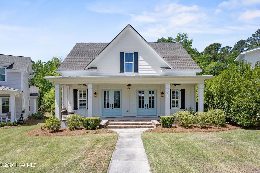 Photo of 321 Jenoa Drive, Castle Hayne, NC 28429 (MLS # 100569354)